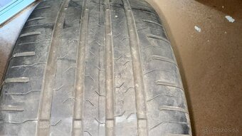 235/60r18 letné - 9