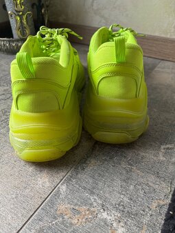 Jordan / Nike / Balenciaga - 9