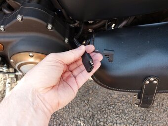 Predám Harley Davidson Sportster Iron 883 - 9