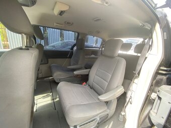 Chrysler Voyager 2009 - 9