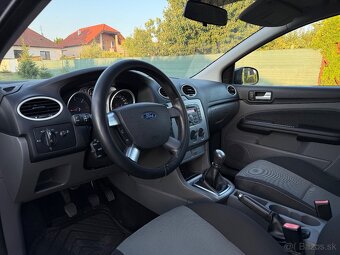 Ford Focus 1.6 TDCi ecosport - 9