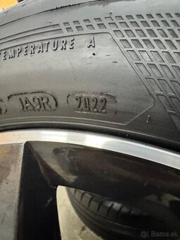 ORIGINAL SKODA KAROQ SPORTLINE R18 5x112 225/50/18 - 9