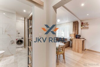 Na predaj dizajnový byt v prémiovej lokalite - 9