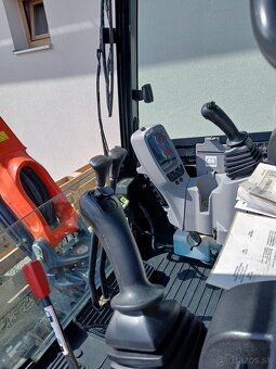 Minibager minirypadlo kubota kx 027-4 - 9