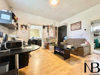 Na predaj rodinný dom s podnikateľským potenciálom, TN-Zábla - 9