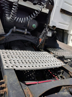 Prodám tahač návěsů VOLVO FH 13.460 42T EEV - 9