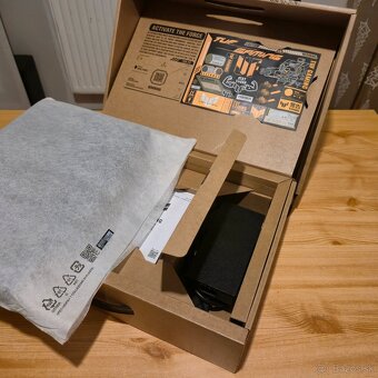 ASUS TUF F15 notebook (32GB KINGSTON FURY, i7, RTX 4060) - 9