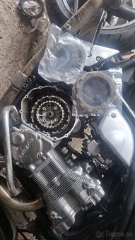 Suzuki Bandit 600 - 9