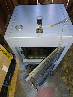 Na predaj Liatinový kotol Caldera Solitherm - 9