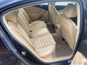 Volkswagen Passat 2.0 TDI Comfortline DSG - 9