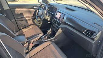 Predám VW T-Cross DSG automat - 9
