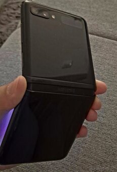 Samaung Z flip - 9