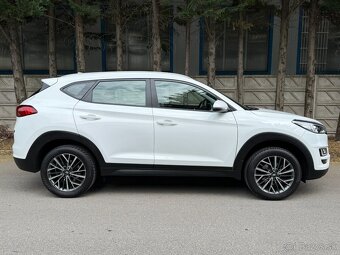 HYUNDAI TUCSON 1.6 T-GDI STYLE 130KW / SK AUTO / 1.MAJITEĽ - 9
