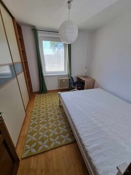 Velký 3 izb byt, zariadený centrum OC Aupark - 9