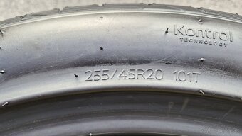 NOVÉ PNEU HANKOOK VENTUS S1 EVO 3 EV 255/45 R20, 235/50 - 9