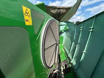John Deere S780 - 9