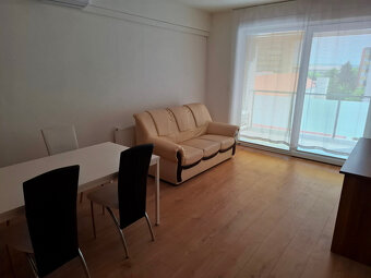 3 izbový byt do prenájmu Nitra centrum zariadený terasa - 9