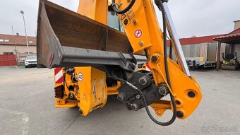 Prodám JCB 4CX PRO - 9