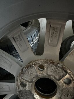 5x112 R15 6J ET43 Volkswagen so zimný 195/65 R15 - 9