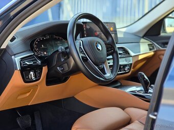 BMW 530d xDrive Touring Luxury 2023, 57 385km, ZARUKA - 9