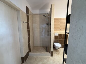 BYT 3+KK, 89m², Žilina-ul.J.Milca,Balkón,Parkovanie vo dvore - 9