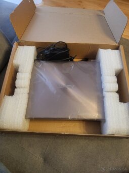 Asus Zenbook UX303U – elegantný, výkonný ultrabook - 9