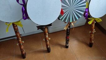 Ozembuchy  so strunenim ako hudobný nástroj, alebo darček  , - 9