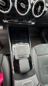 Mercedes-Benz B 180 d - 9