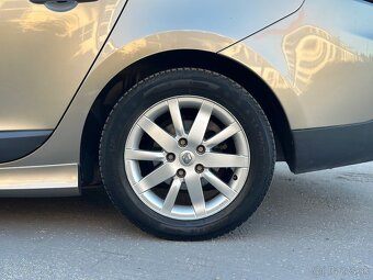 RENAULT MEGANE GRANDTOUR 1.5DCI KLÍMA TEMPOMAT VÝHREV - 9