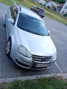 Volkswagen Golf Comfortline 1.9 TDI DSG - 9
