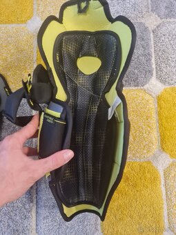 Hokejové holene CCM Tacks XF80 - v perfektnom stave - 9