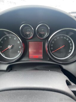 Opel Astra j 1.4 benzin - 9