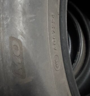 PIRELLI 235/50 R19 letné - 9