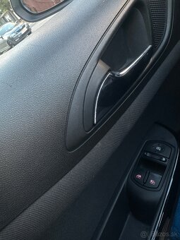 Opel Corsa •1.4 benzín • 2018 - 9