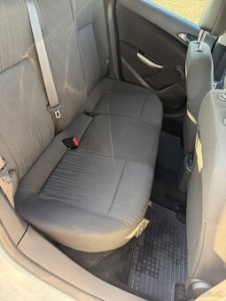 Opel Astra J 1.3 70kw - 9