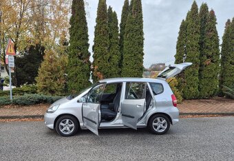 Honda Jazz 1.4 CVT automat benzín rv.2008 - 9