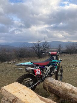 Yamaha yz250f - 9