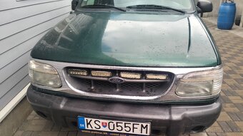 Ford Explorer rok 2001 152kw - 9