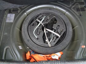 VW volkswagen golf VI 1,4tsi, rozpredám na náhradné diely - 9