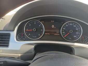 Volkswagen Touareg - 9
