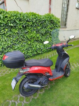 Predám skúter Trevis 125ccm - 9