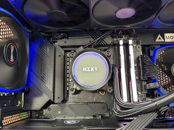 i7 14700K\32GB\RTX 5080\SSD\1000W Zdroj - 9