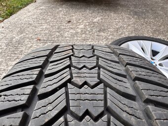Originál BMW kolesá R17 na zimných pneu 225/50 R17 - 9