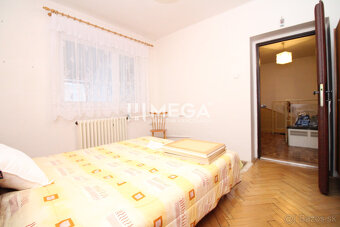 NA PREDAJ RODINNÝ DOM S PANORAMATICKÝM VÝHĽADOM NA HUMENNÉ - 9