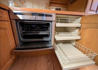 Kuchyně zn.Alno z masivu se spotřebiči ,5849 - 9