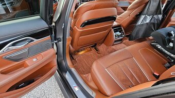 BMW Rad 7 740d xDrive M-PACKET 320PS Individual - 9