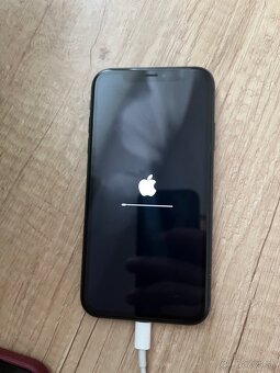 Iphone 11 64 GB čierny - 9