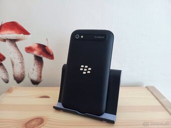 BlackBerry zbierka OS10 - 9