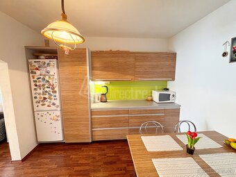 Predaj - 2-izb. - Šikovný 2 izbák na skok do centra LM… - 9