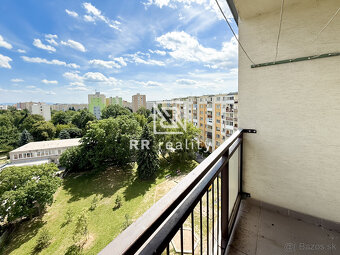 Na predaj 4 izbový byt s loggiou, 82 m2, Terasa - 9